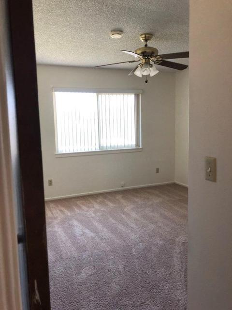15577 Washoan Rd, Apple Valley, CA 92307 photo 9