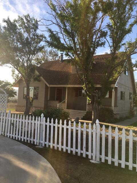 18523 Pacific St, Hesperia, CA 92345 photo 3