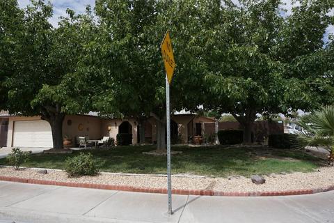 300 Muir Ave, Barstow, CA 92311 photo 3