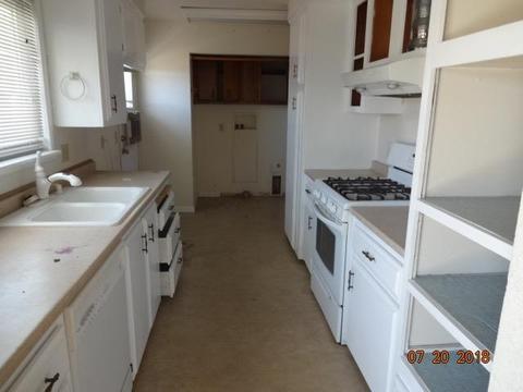 17204 Seaforth St, Hesperia, CA 92345 photo 3