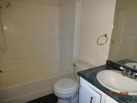 17204 Seaforth St, Hesperia, CA 92345 photo 5