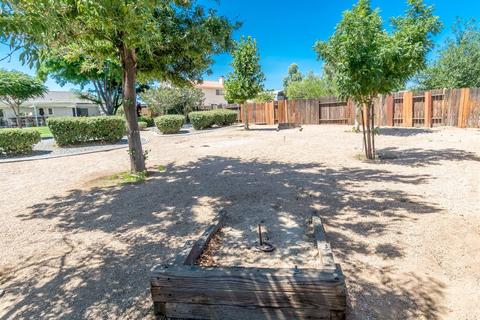 15028 Farmington St, Hesperia, CA 92345 photo 16