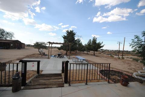 10272 Smith Rd, Phelan, CA 92371 photo 22