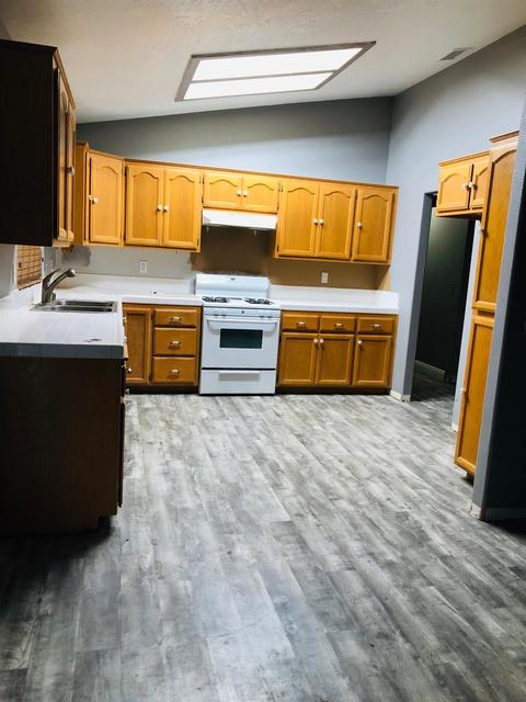 18474 Mecca St, Hesperia, CA 92345 photo 7