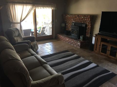 432 Fenmore Dr, Barstow, CA 92311 photo 4