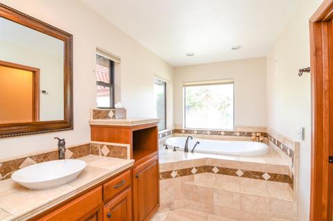 13463 Delaware Rd, Apple Valley, CA 92308 photo 38