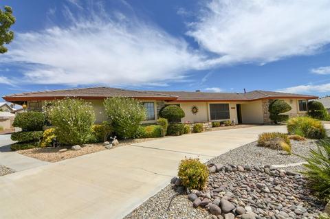 13463 Delaware Rd, Apple Valley, CA 92308 photo 1