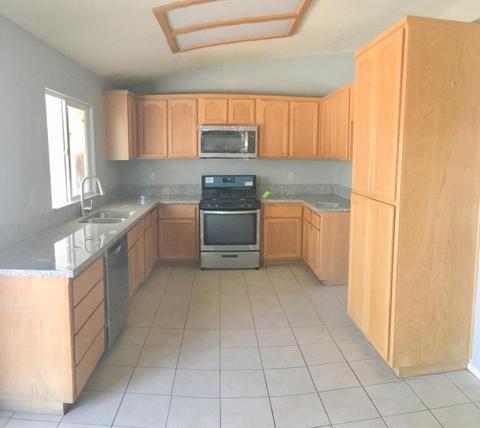 9187 Olema Ave, Hesperia, CA 92345 photo 2
