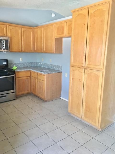 9187 Olema Ave, Hesperia, CA 92345 photo 4