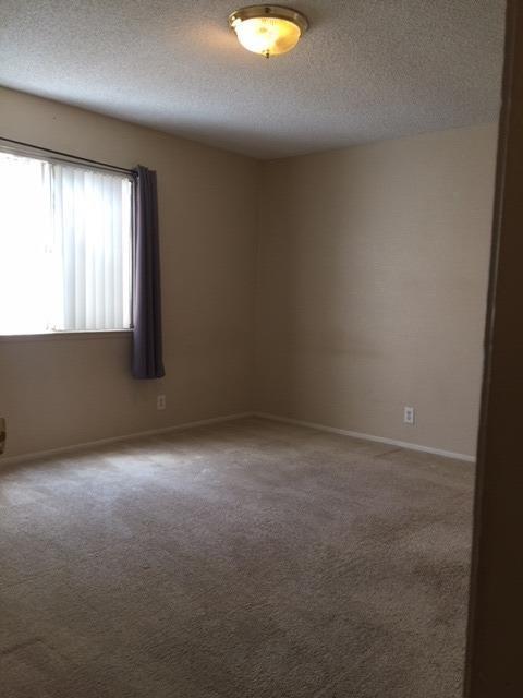 911 Crescent Dr, Barstow, CA 92311 photo 11