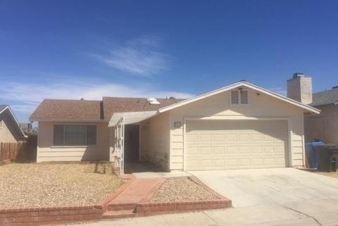 911 Crescent Dr, Barstow, CA 92311 photo 1