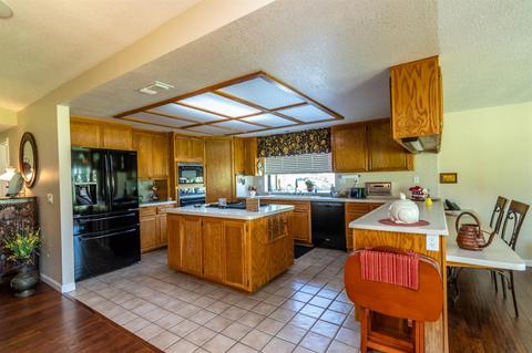 14899 Tournament Dr, Helendale, CA 92342 photo 26