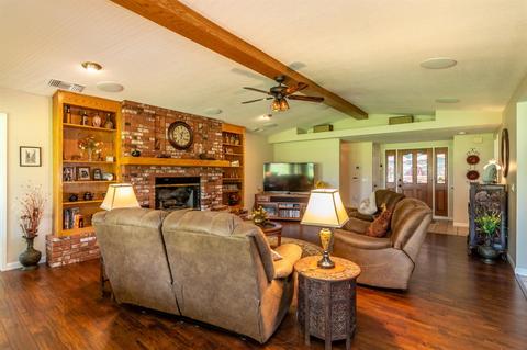 14899 Tournament Dr, Helendale, CA 92342 photo 24