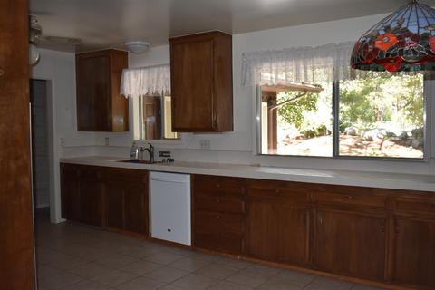 928 Snowbird Rd, Wrightwood, CA 92397 photo 11