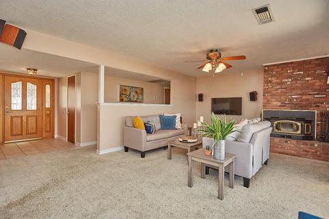 438 Highland Ave, Barstow, CA 92311 photo 3