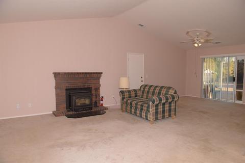 16735 Joshua St, Hesperia, CA 92345 photo 3