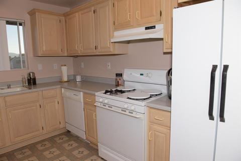 16735 Joshua St, Hesperia, CA 92345 photo 9