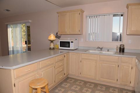 16735 Joshua St, Hesperia, CA 92345 photo 8
