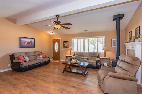 28201 Via Seco St, Apple Valley, CA 92308 photo 4