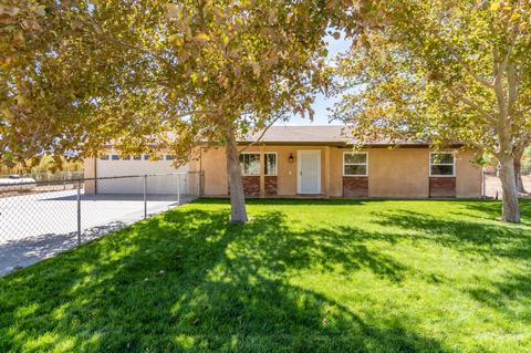 28201 Via Seco St, Apple Valley, CA 92308 photo 43
