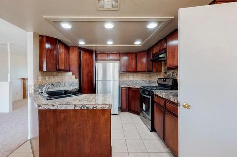 13384 Applewood Rd, Apple Valley, CA 92308 photo 10