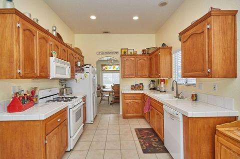 15332 Hercules St, Hesperia, CA 92345 photo 4