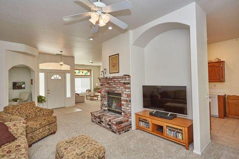 15332 Hercules St, Hesperia, CA 92345 photo 3