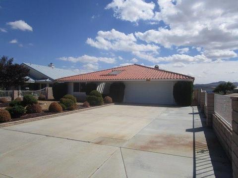 26241 Fleet Ln, Helendale, CA 92342 photo 2