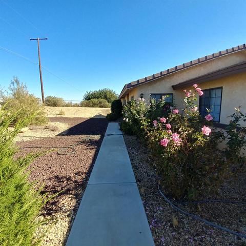 18853 Covina St, Hesperia, CA 92345 photo 5