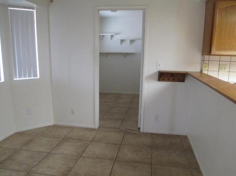 18853 Covina St, Hesperia, CA 92345 photo 12
