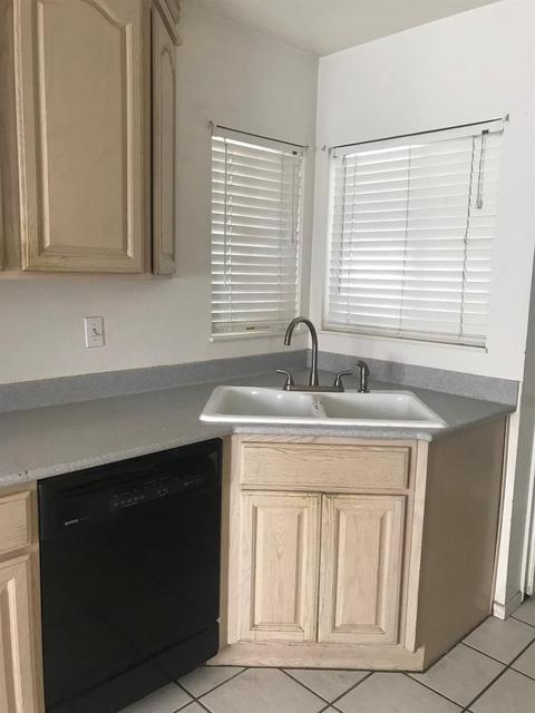 301 Glade Ave, Barstow, CA 92311 photo 5