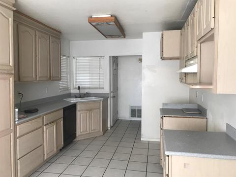301 Glade Ave, Barstow, CA 92311 photo 4