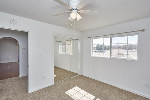 10733 Montara Rd, Phelan, CA 92371 photo 29