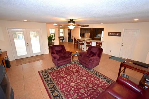7958 Sherborn Ave, Hesperia, CA 92345 photo 15