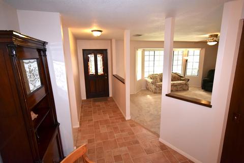 7958 Sherborn Ave, Hesperia, CA 92345 photo 5