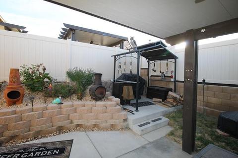 2209 Falcon Dr, Barstow, CA 92311 photo 8