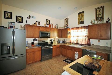 2209 Falcon Dr, Barstow, CA 92311 photo 5