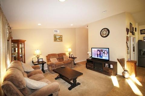 2209 Falcon Dr, Barstow, CA 92311 photo 12