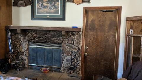 22709 Powhatan Rd, Apple Valley, CA 92308 photo 3