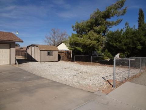 12644 Navajo Rd, Apple Valley, CA 92308 photo 6
