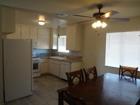 12644 Navajo Rd, Apple Valley, CA 92308 photo 16