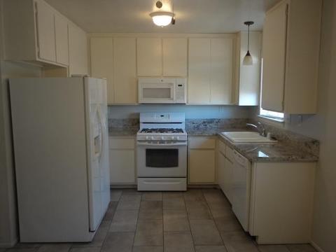 12644 Navajo Rd, Apple Valley, CA 92308 photo 18