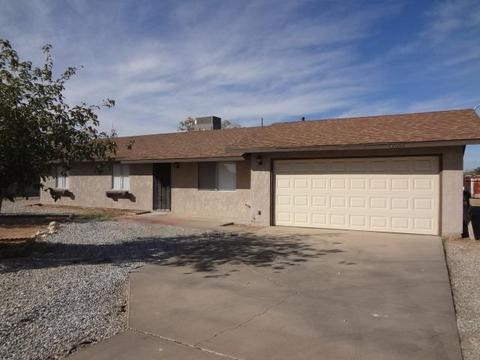 12644 Navajo Rd, Apple Valley, CA 92308 photo 1