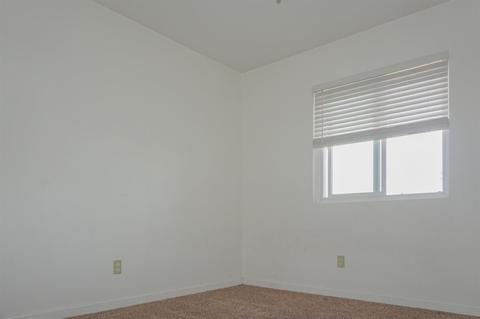 11913 Macon Ct, Adelanto, CA 92301 photo 14