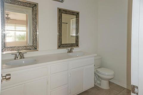 11913 Macon Ct, Adelanto, CA 92301 photo 9