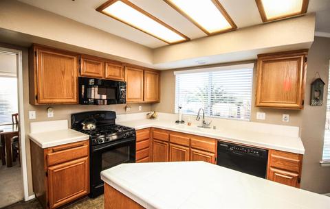 20424 Red Hawk Pl, Apple Valley, CA 92308 photo 9