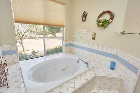 8245 Madera Ave, Hesperia, CA 92345 photo 46