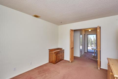 14609 Eucalyptus St, Hesperia, CA 92345 photo 19