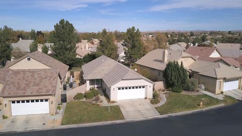 19590 Ironside Dr, Apple Valley, CA 92308 photo 1