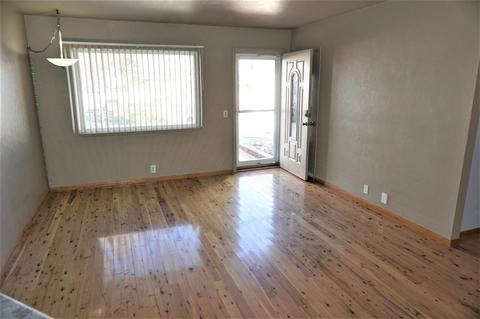 1724 De Anza St, Barstow, CA 92311 photo 3